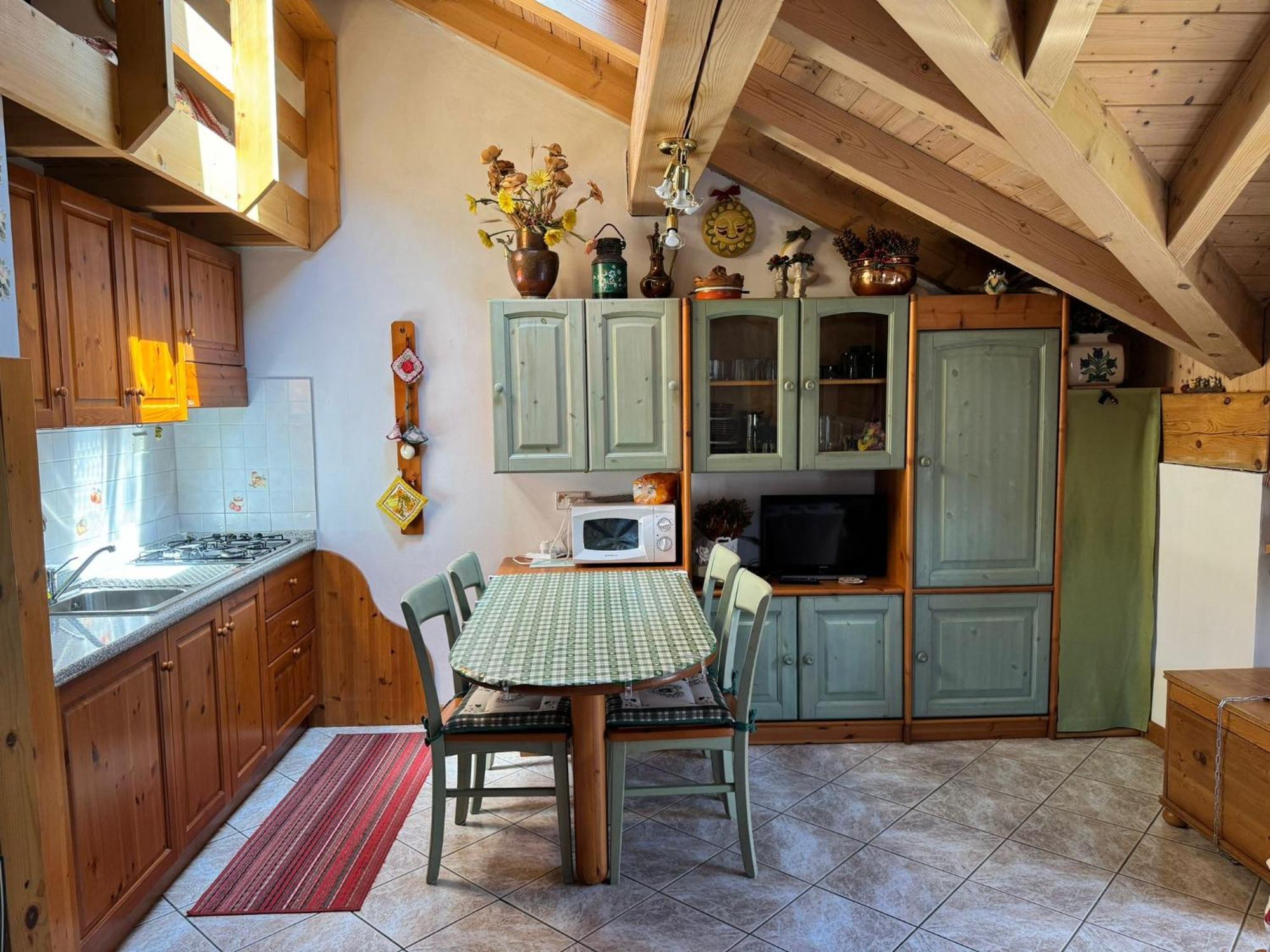 スピアッツォ"Fresia" Chalet Turistico A Fistoアパートメント エクステリア 写真