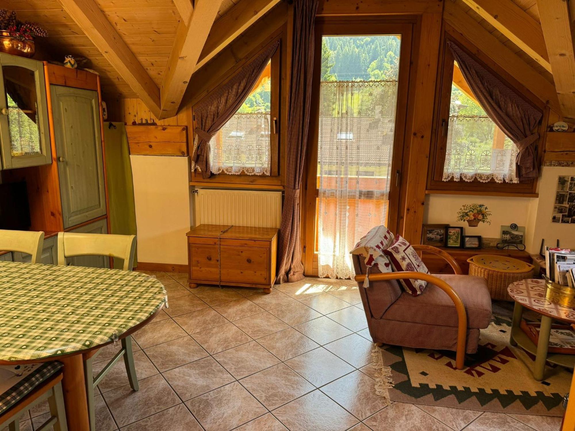 スピアッツォ"Fresia" Chalet Turistico A Fistoアパートメント エクステリア 写真